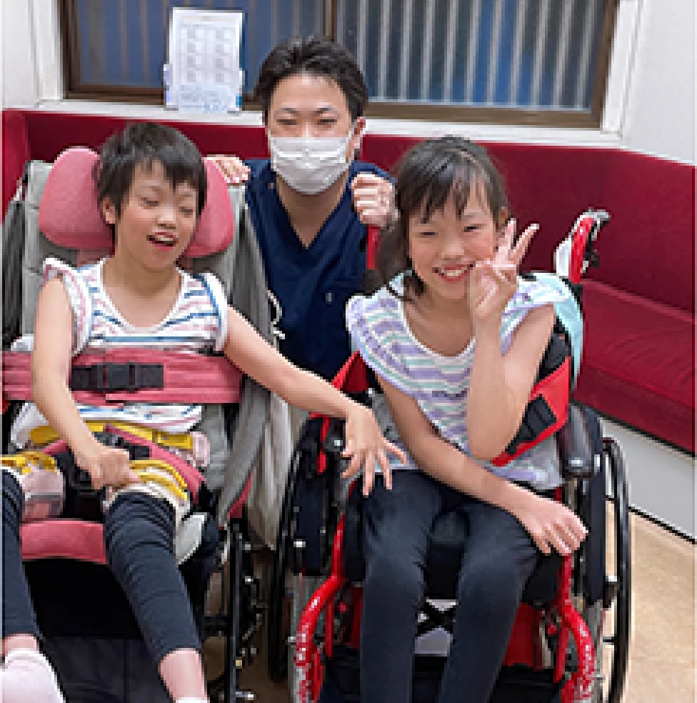 脳室周囲白質軟化症(PVL)の鍼灸治療の様子